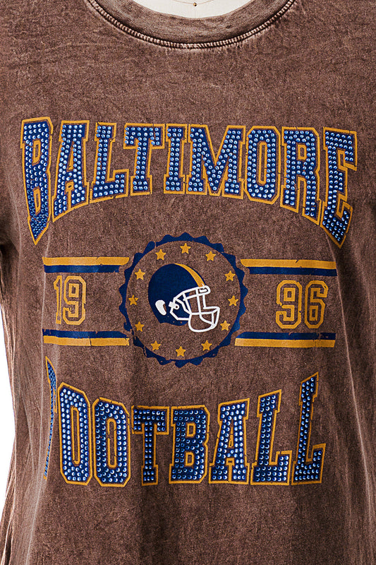 BALTIMORE SHORT SLEEVE MINERAL WASHED T-SHIRT WITH GRAPHIC AND STONES