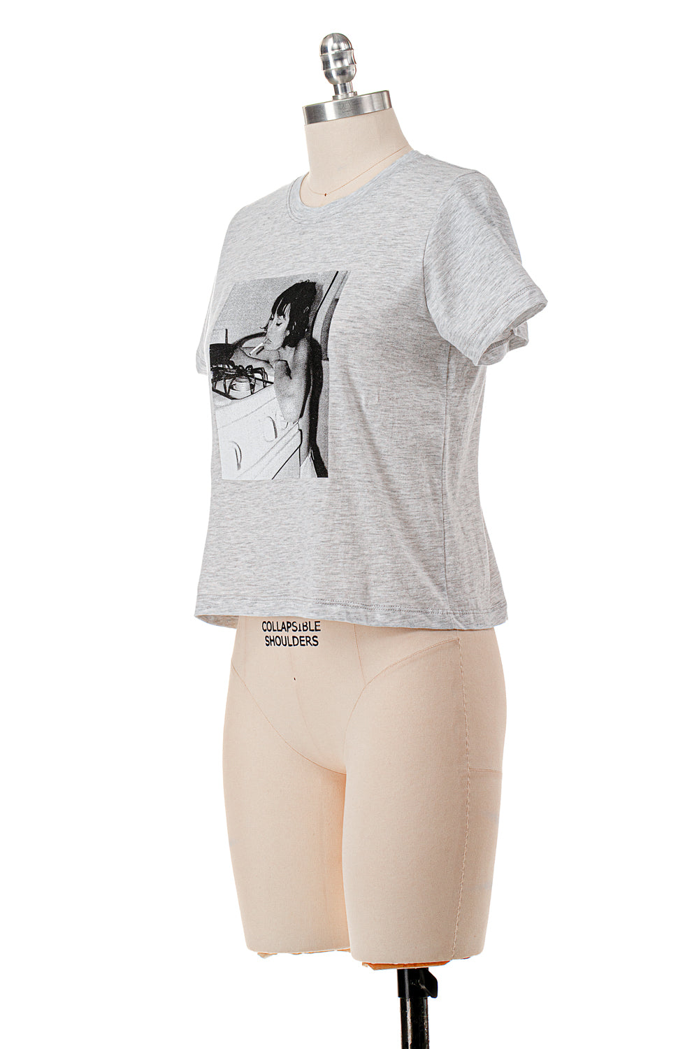 CIGARETTE GIRL PHOTOGRAPH TEE