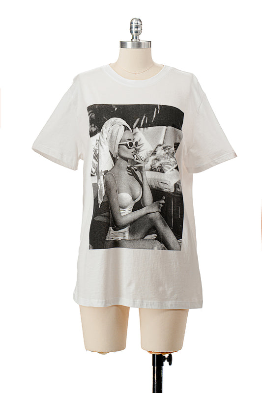SMOKING WOMAN OVERSIZED TEE