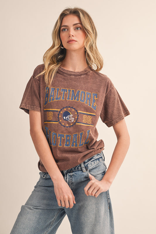 BALTIMORE SHORT SLEEVE MINERAL WASHED T-SHIRT WITH GRAPHIC AND STONES