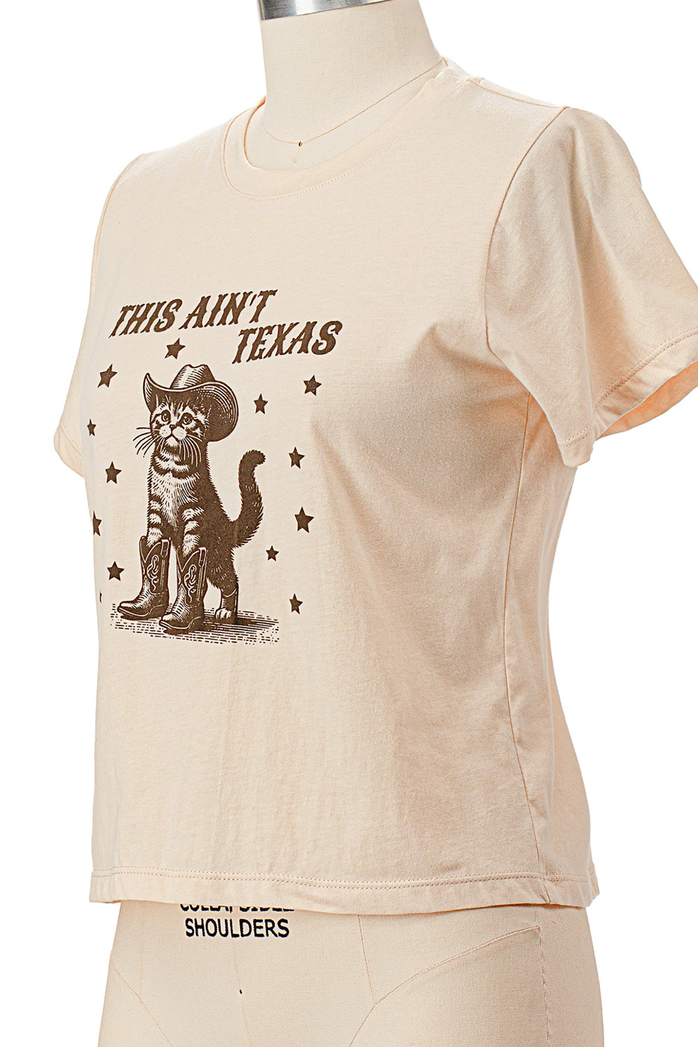 THIS AIN'T TEXAS KITTY TEE