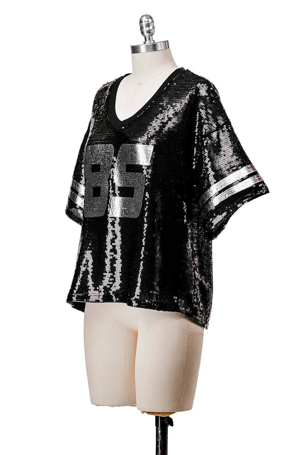 SHORT SLEEVE V NECK SPORTS JERSEY IN SEQUINED FABRIC
